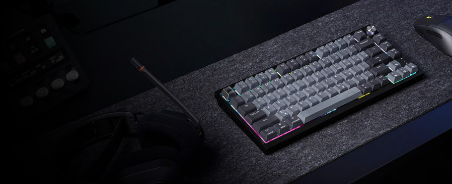 Corsair K65 Plus Wireless