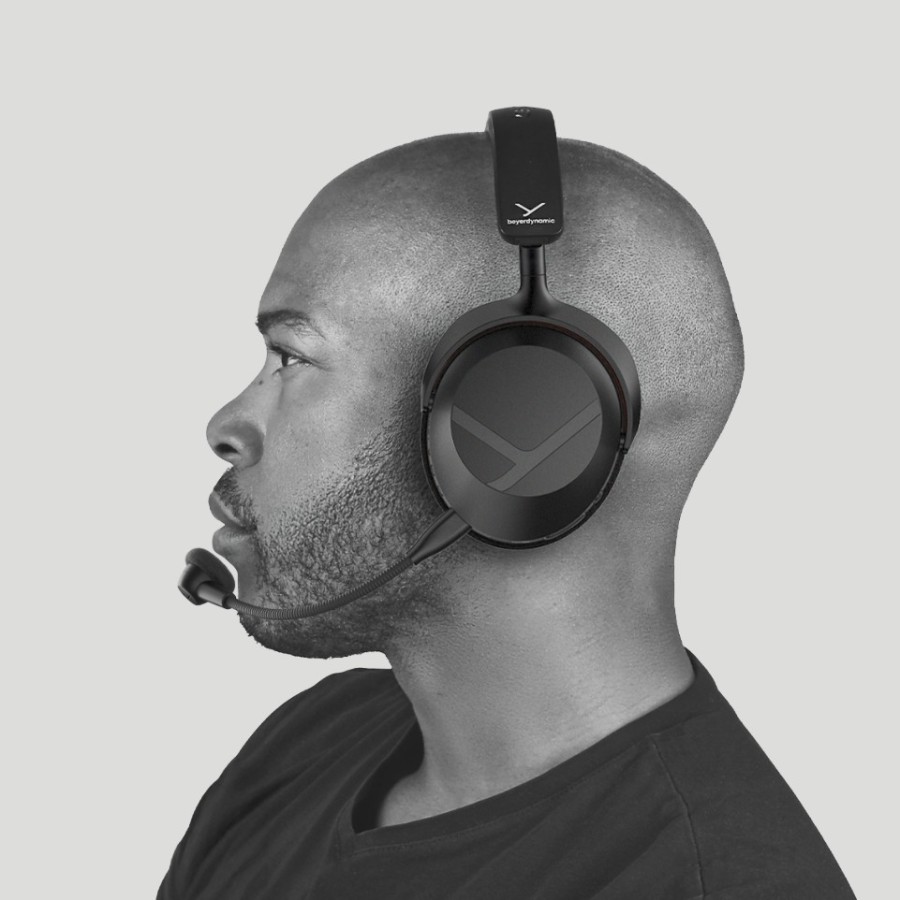 Beyerdynamic MMX 100